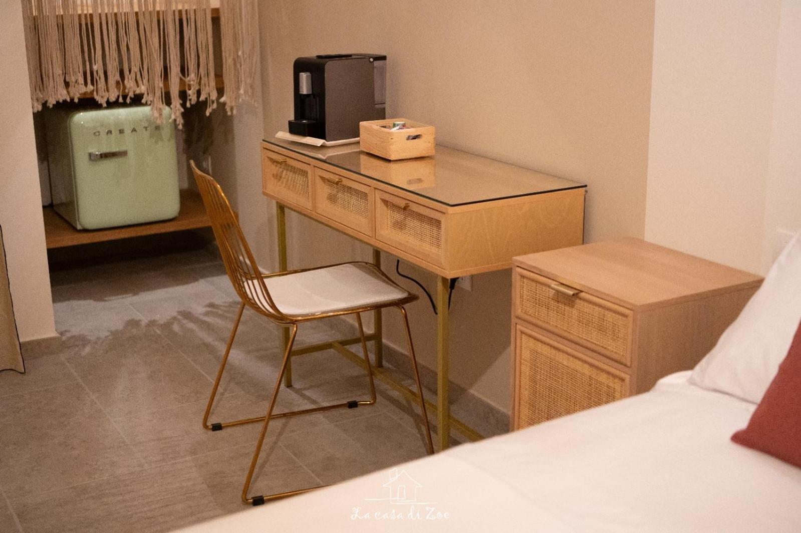 La Casa Di Zoe Hotel Manfredonia Luaran gambar